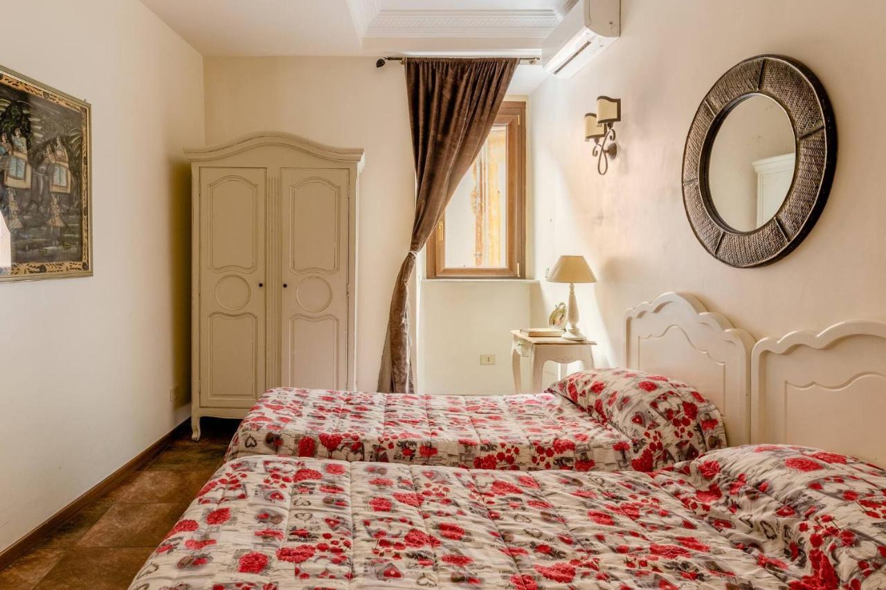 Rome Right In The Ancient Historical Center Two Bedrooms Two Bath, Up To 6 Pax Exterior foto